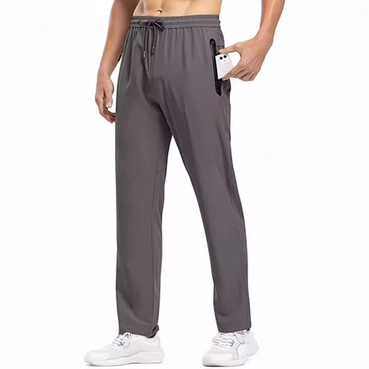 Men's sporty leisure pants with zip pockets on the sides Lune London
