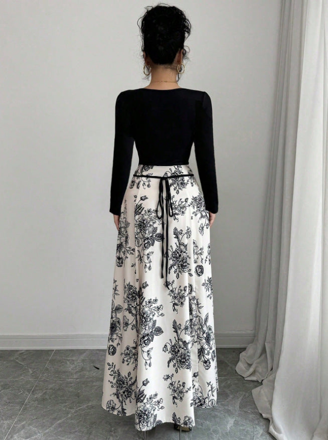 Elegant maxi dress for women with floral print and fitted cut Lune London