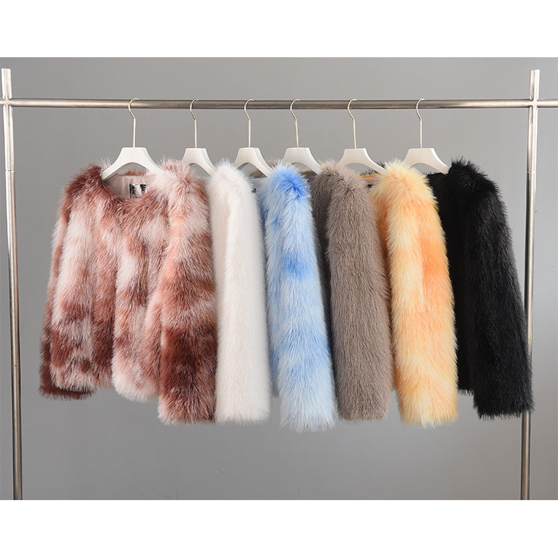 Women Luxury Faux Fur Coat with Elegant Details Lune London