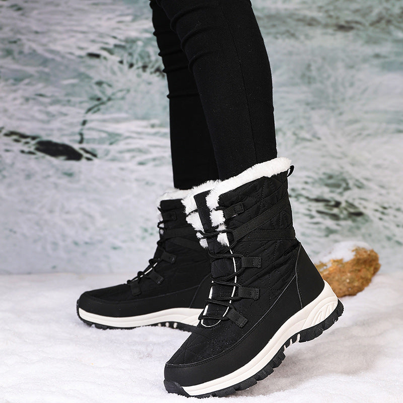 Winter boots for women with insulated lining and non-slip sole Lune London