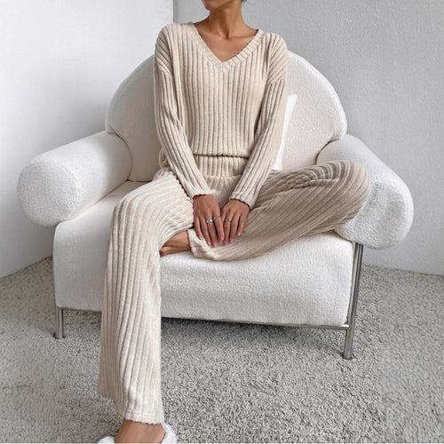 Lune London comfortable striped lounge set for women