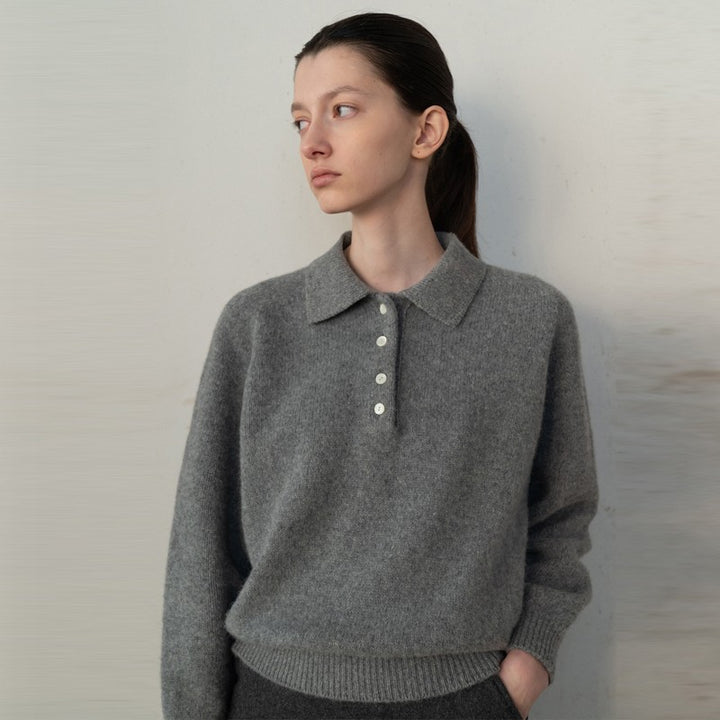 Pull décontracté pour femme avec col polo et détails de boutons élégants Chic & Stil