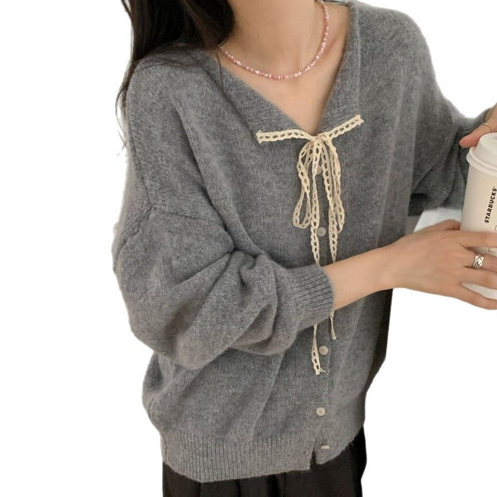Casual knitted cardigan for women with drawstring and fine texture Lune London