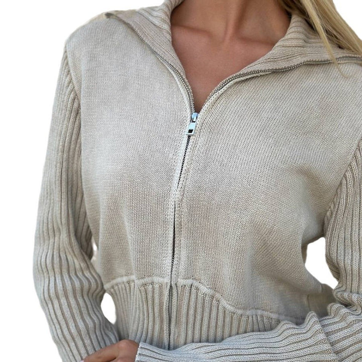 Women short sleeve cardigan with zipper and ribbed structure Lune London