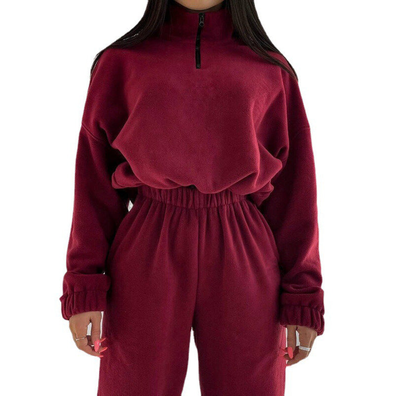Fleece loungewear set for women with high collar and elastic waistband Lune London