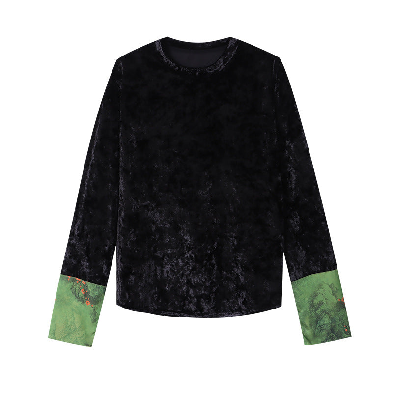 Ladies velvet top with long sleeves and elegant round neckline Chic & Stil