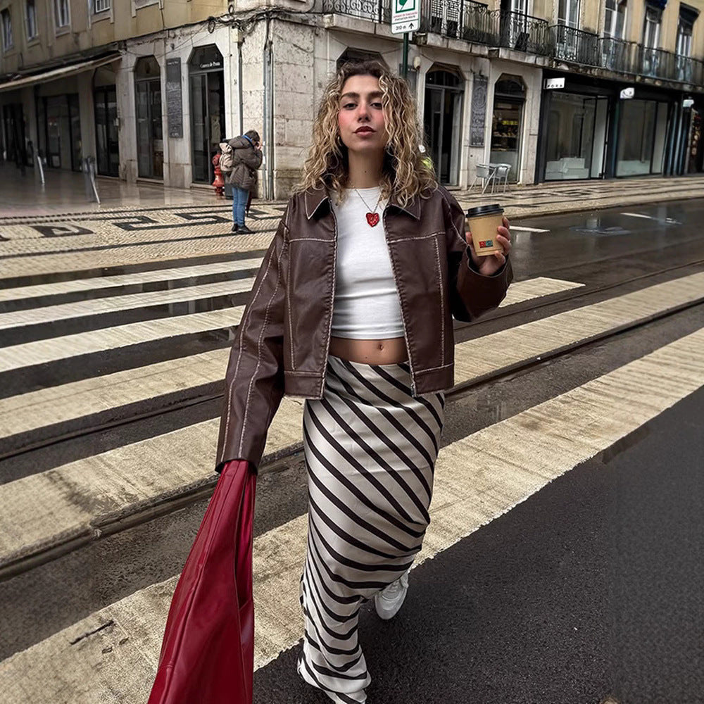 Cropped faux leather jacket for women with fine seams and a loose fit Lune London
