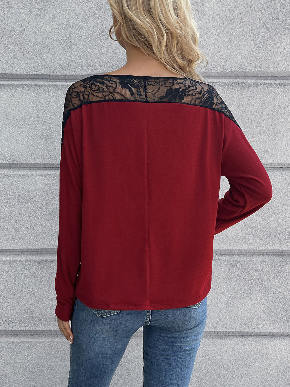 T-shirt for women with lace and trendy cut Lune London