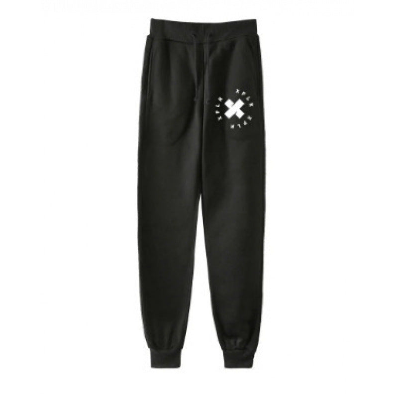 Women's jogging pants with practical cut and elastic waistband Lune London