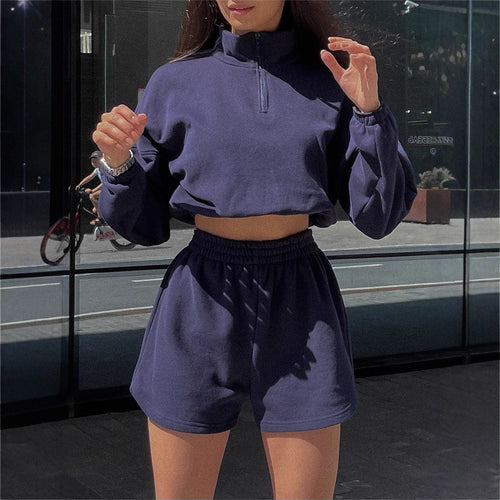 Lune London short-sleeved sports set for women with high collar and elastic waistband