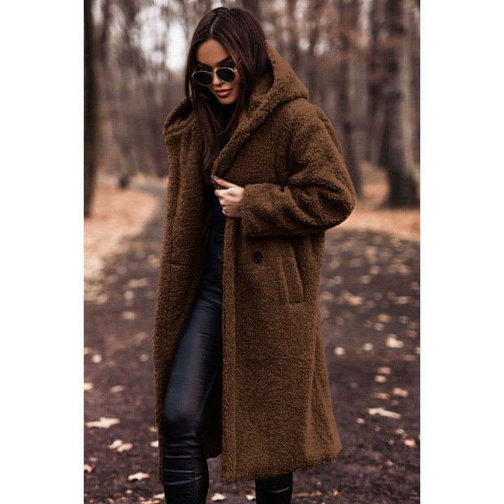 Cozy fleece coat for women with hoodie and practical pockets Lune London