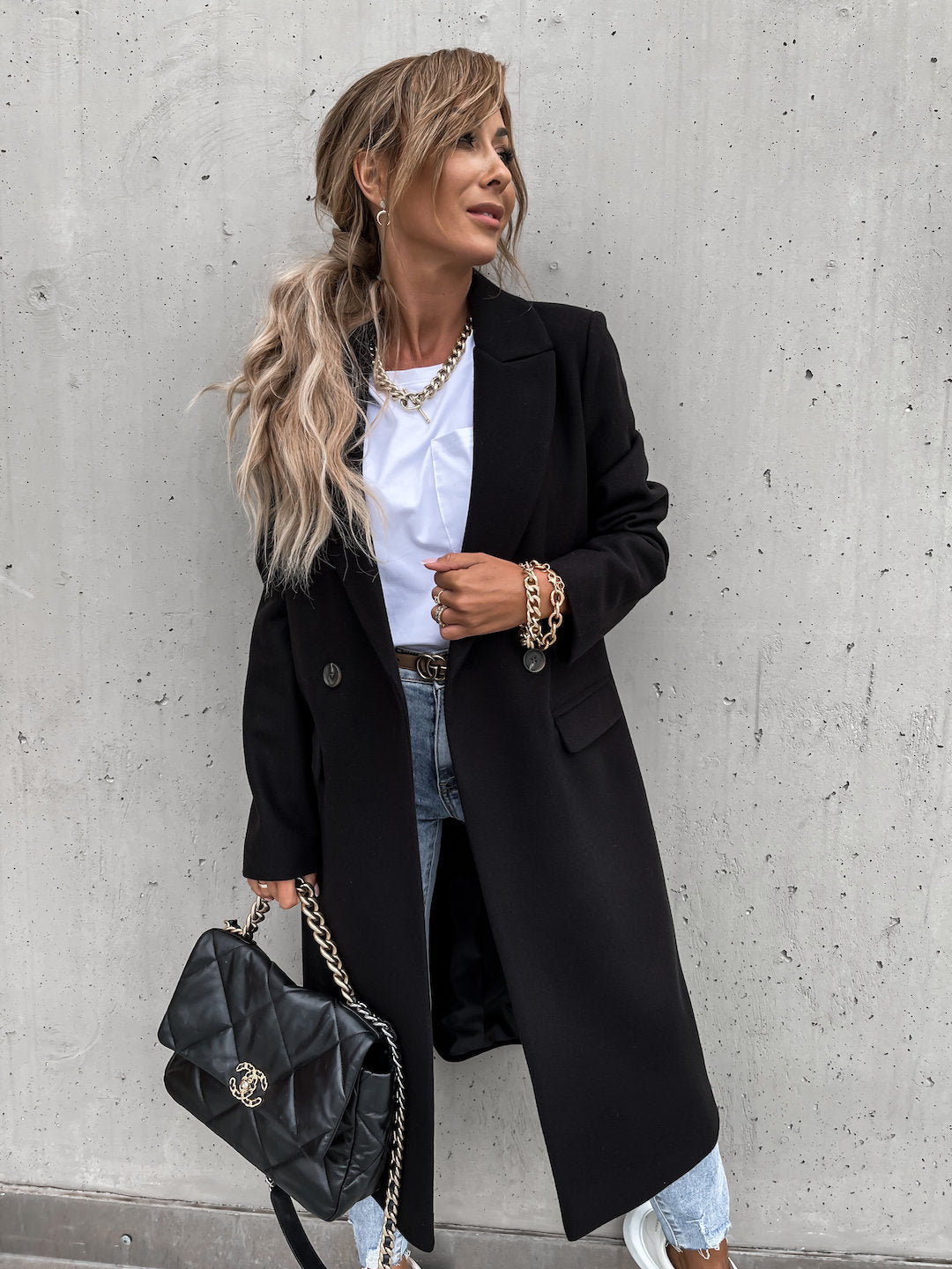 Elegant wool coat for women in oversized style Lune London
