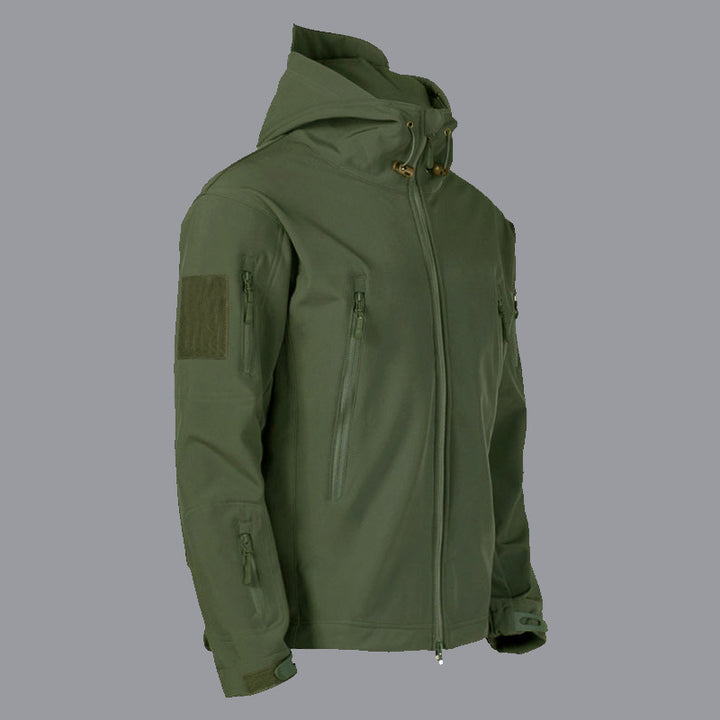 Technical softshell jacket for men with multifunctional pockets and adjustable hood system Lune London