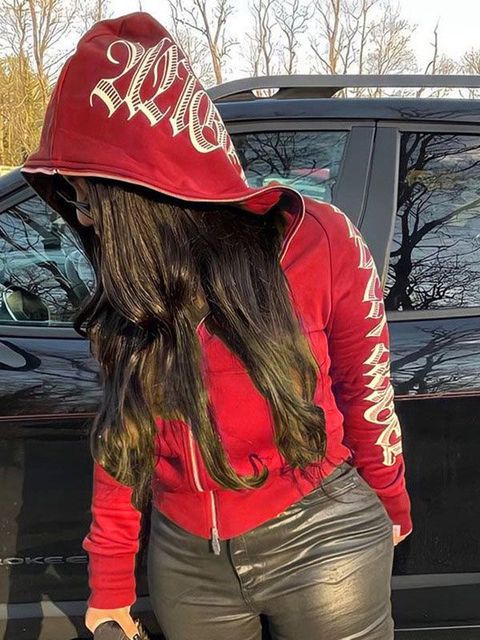 Sporty hooded sweatshirt for women with an innovative graphic design Chic und Stil