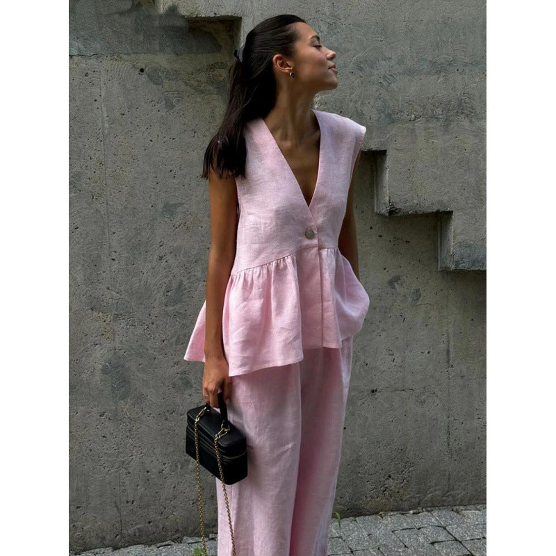 Casual linen set for women with deep V-neck and wide-leg pants Lune London