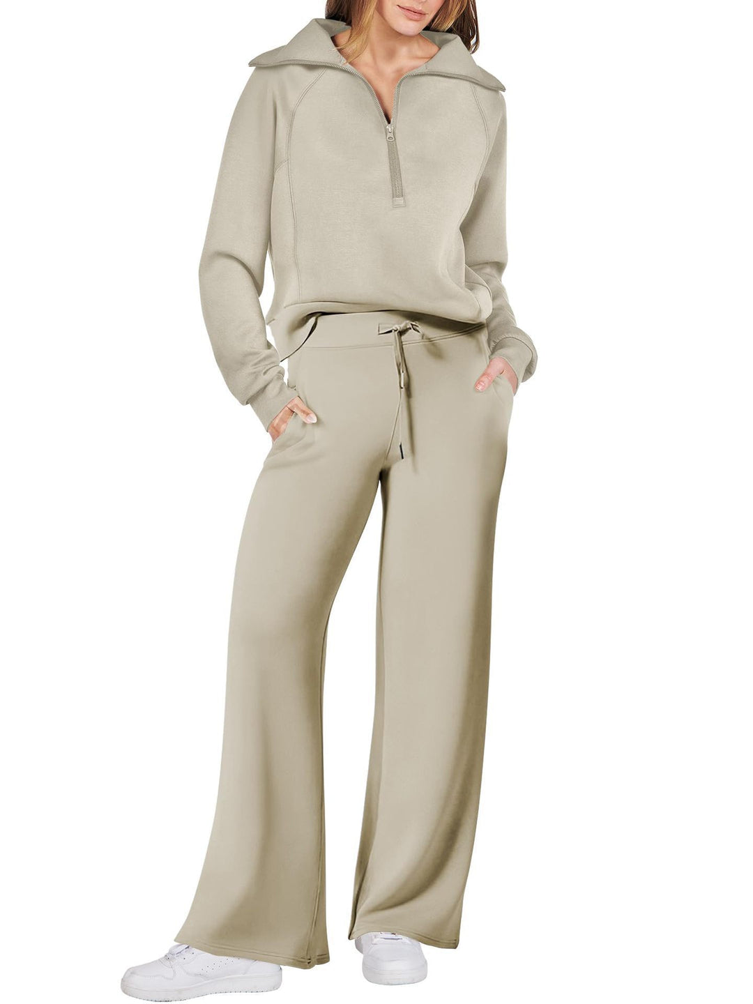 Lune London high-quality loose-fit women's sports set with high collar