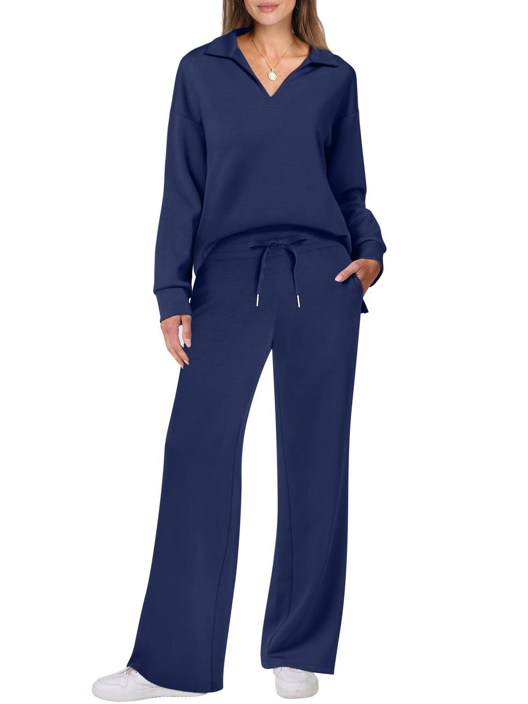 Casual set for women consisting of an oversized sweater and wide jogging pants Lune London