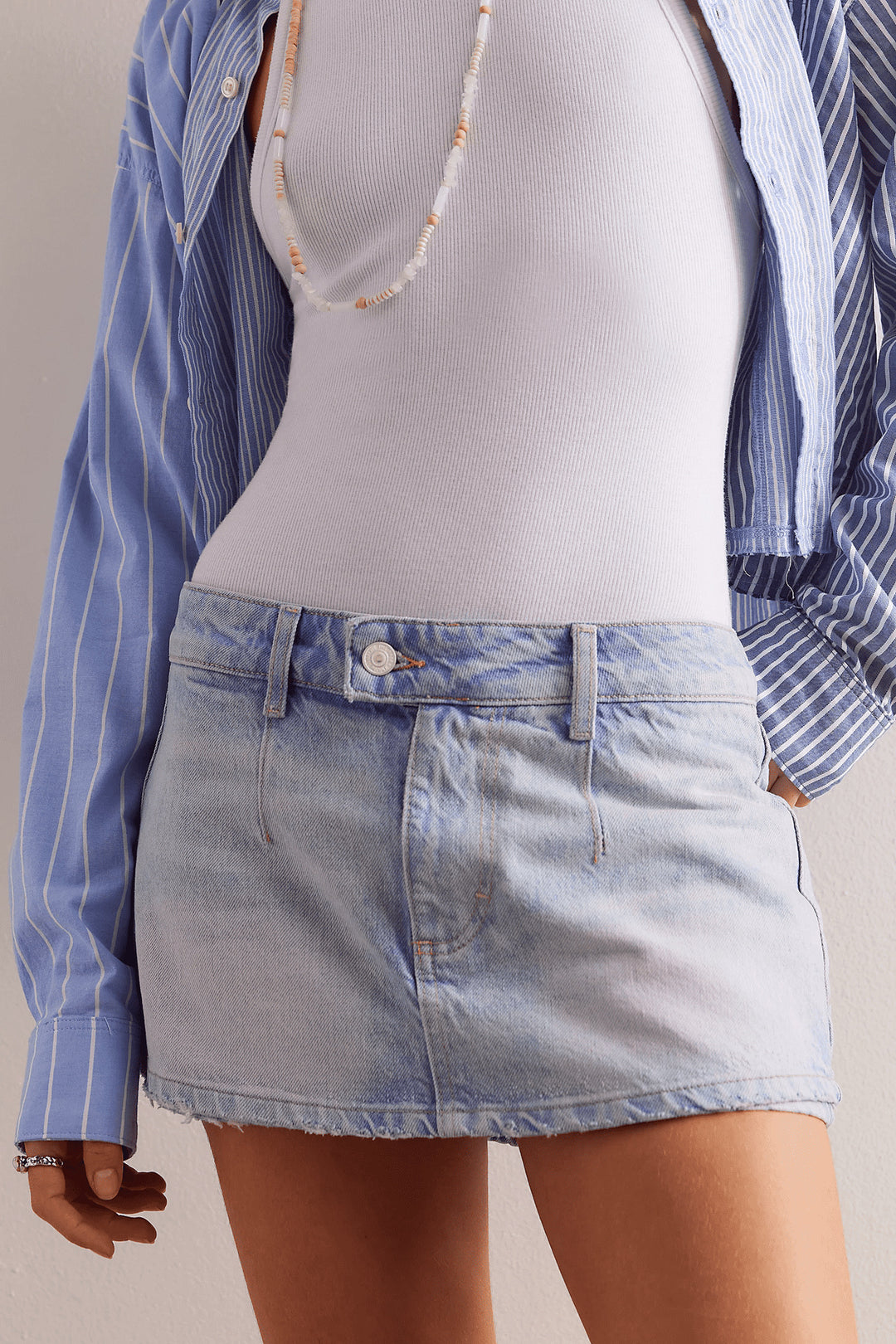 Women's denim mini skirt with frayed hem and casual fit Lune London
