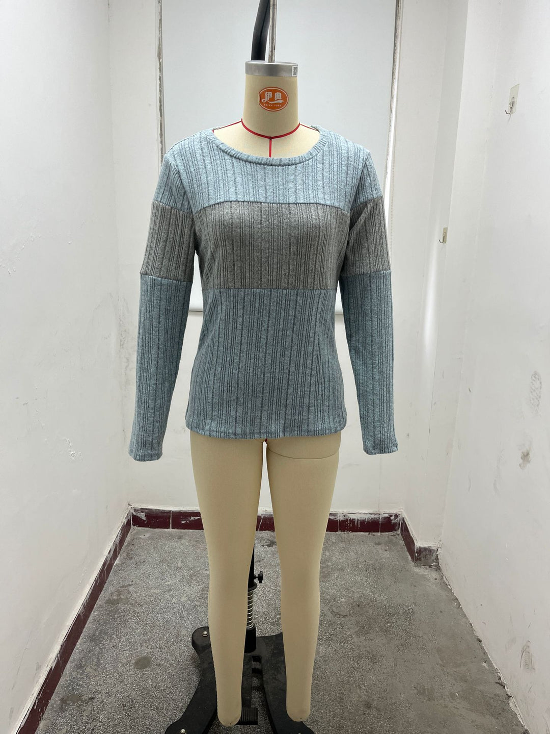 Women Ribbed Knit Long Sleeve Top Lune London