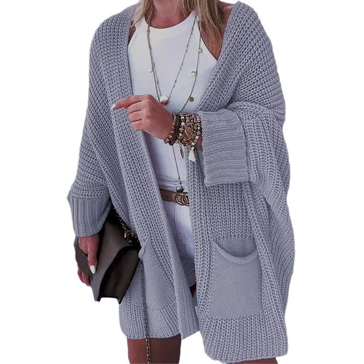 Thick knitted cardigan for women with open pockets and casual fit Lune London