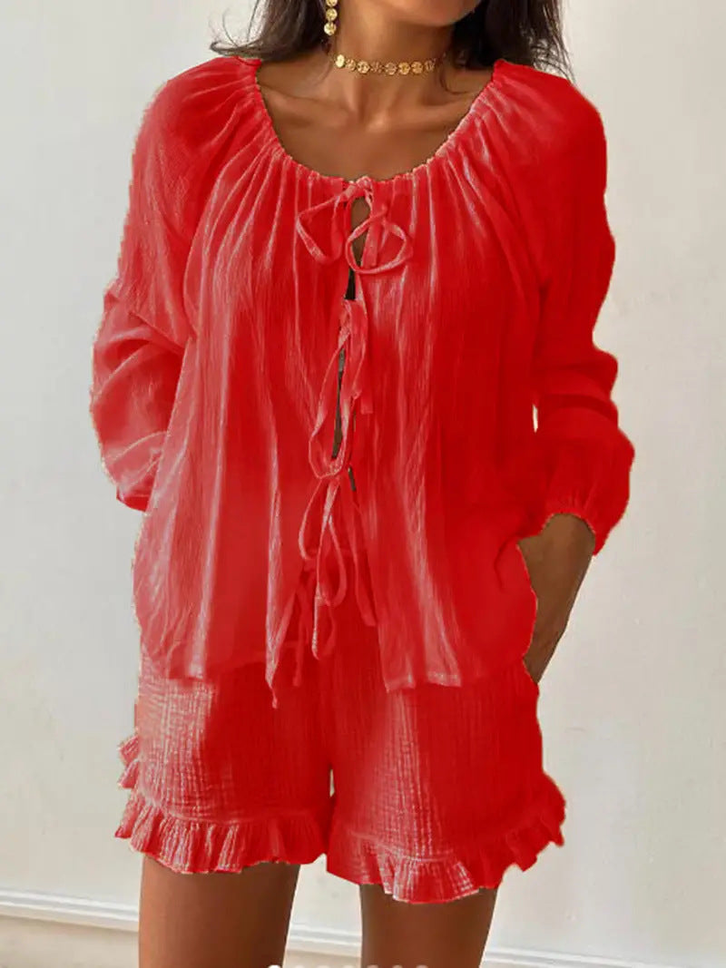 Casual women's set with elastic top and shorts Lune London