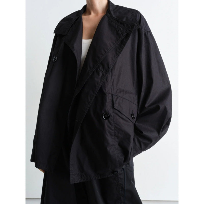 Trendy women's transition jacket with large collar and practical pockets Lune London