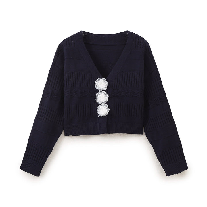 Ladies fashion sweater with romantic floral buttons and casual cut Lune London