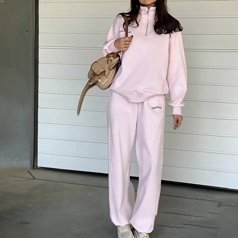 Casual women's sweater with half-zip and comfortable jogger pants Lune London