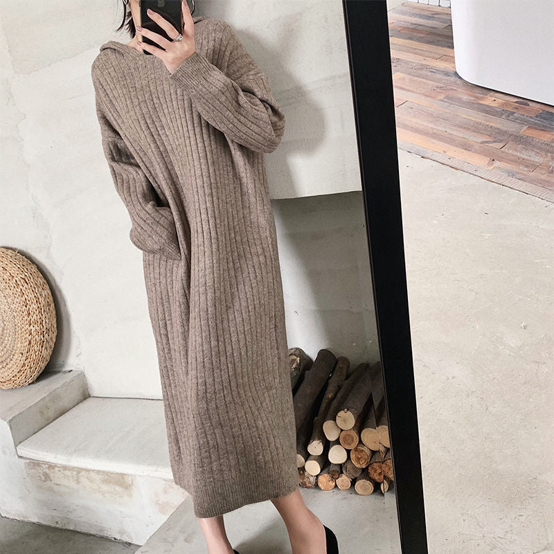 Knitted dress for women with an elegant ribbed design and an oversized fit Lune London