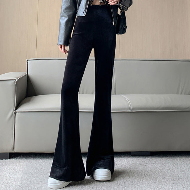 Women's Flared Velvet Pants Chic & Stil
