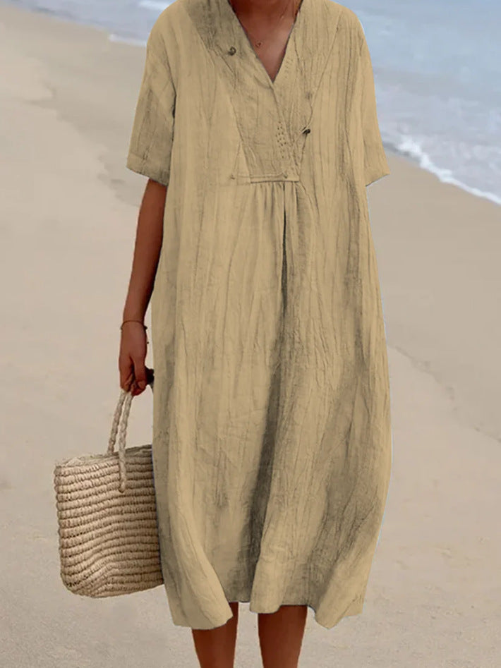 Casual midi dress for women with V-neck and comfortable short sleeves Chic and Style