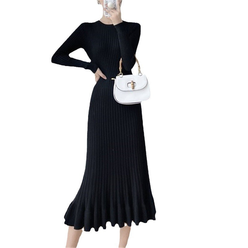Knit dress for women with an elegant ribbed structure and a fluid hem Lune London