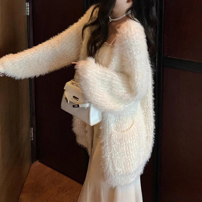 Sparkling cardigan for women in a modern casual chic look and style