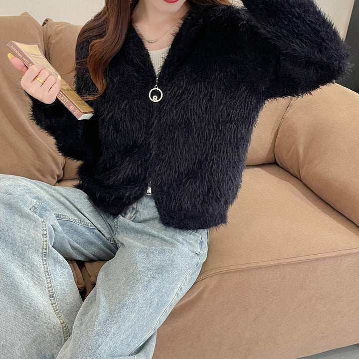 Ladies soft pullover with hood and soft material Lune London