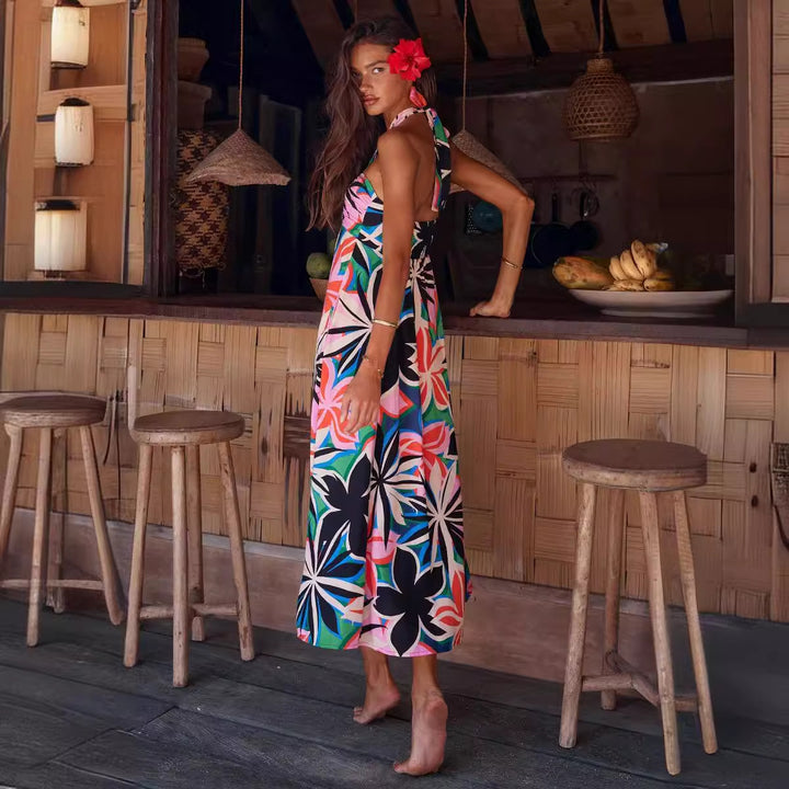 Maxi dress for women with stretch neckline, strapless, and floral print Chic & Stil