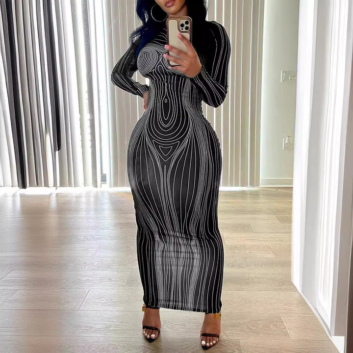 Robe maxi ajustée à manches longues pour femmes avec design graphique moderne Chic & Stil
