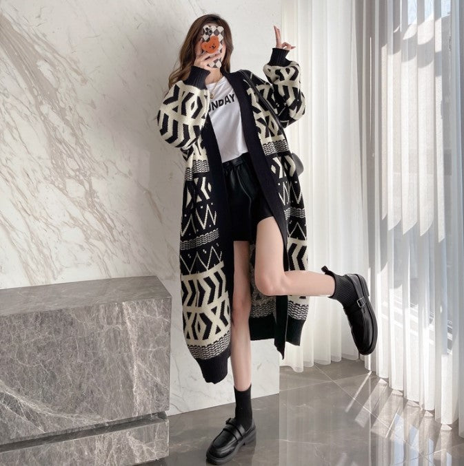 Knitted cardigan for women with geometric pattern and button design Lune London