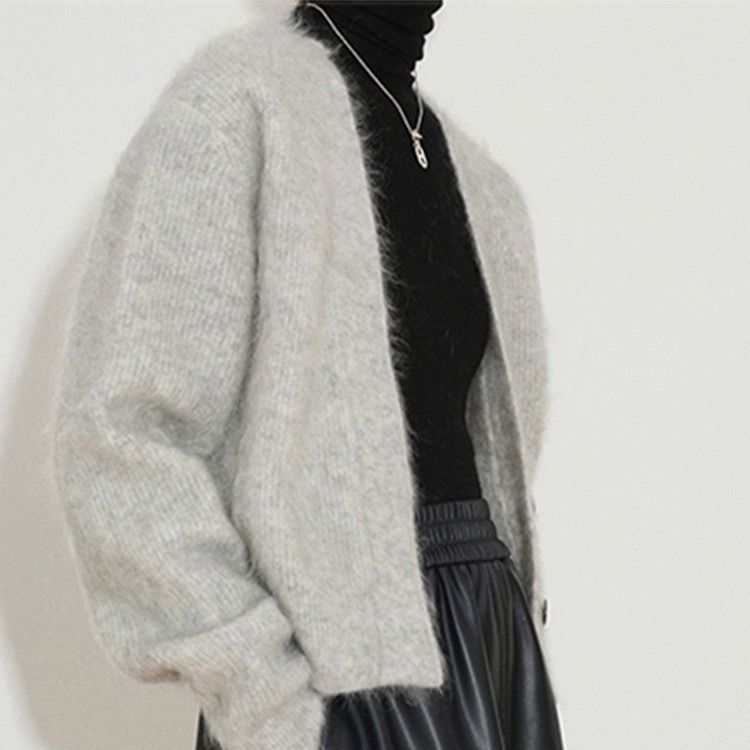 Elegant knitted jacket for women with a modern fit and high collar Lune London