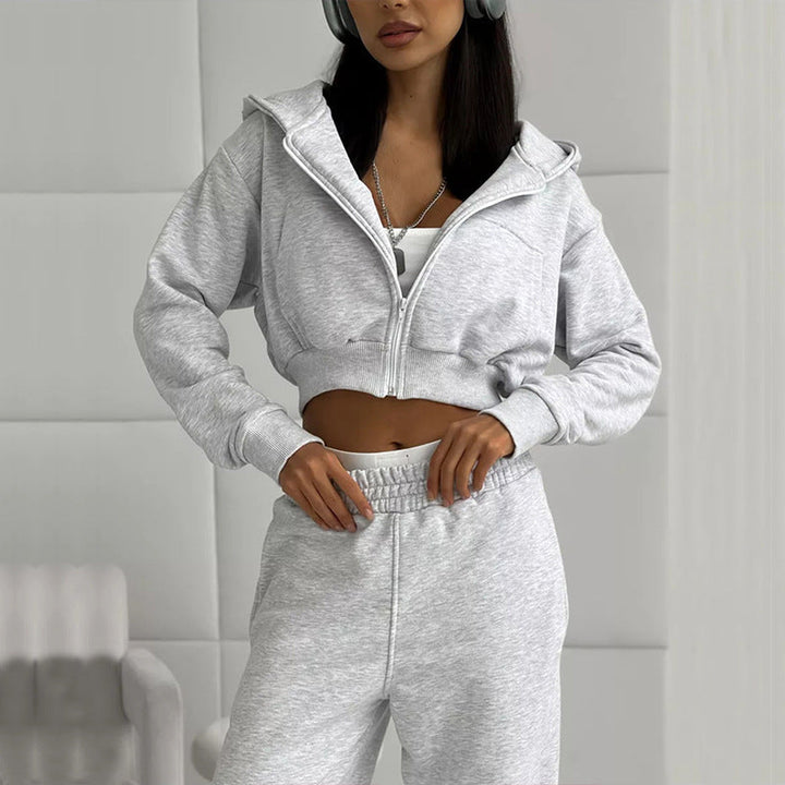 Lune London | Women's cropped sports jacket and loose jogger pants set
