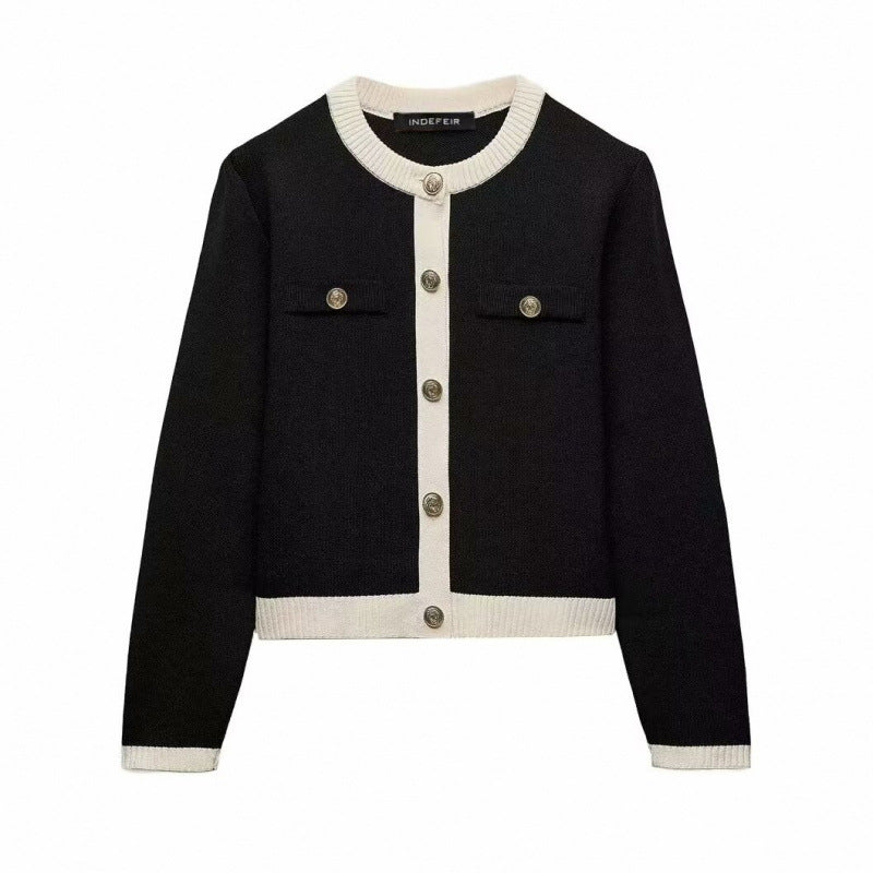 Knit jacket for women with decorative buttons and practical pockets Chic and Style