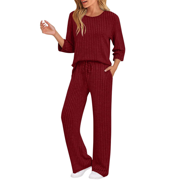 Ladies Comfortable leisure outfit with a striped structure Lune London