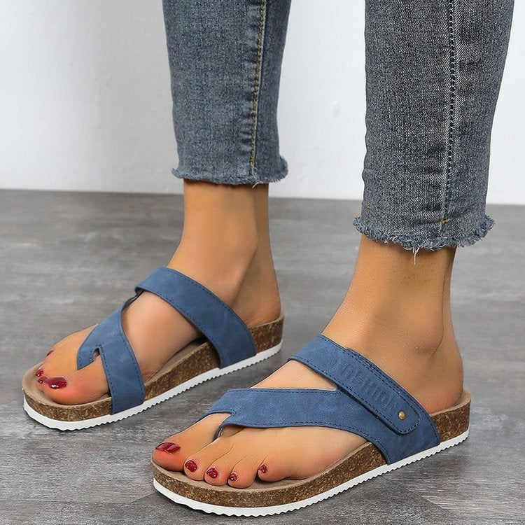 Women's thong sandals with comfortable footbed and modern cork design Lune London