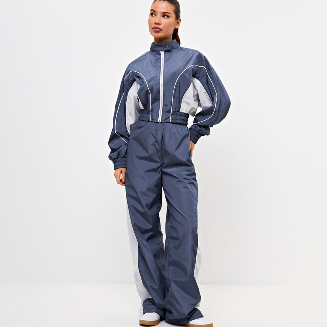 Ladies stylish jumpsuit with elastic waist and practical pockets Lune London