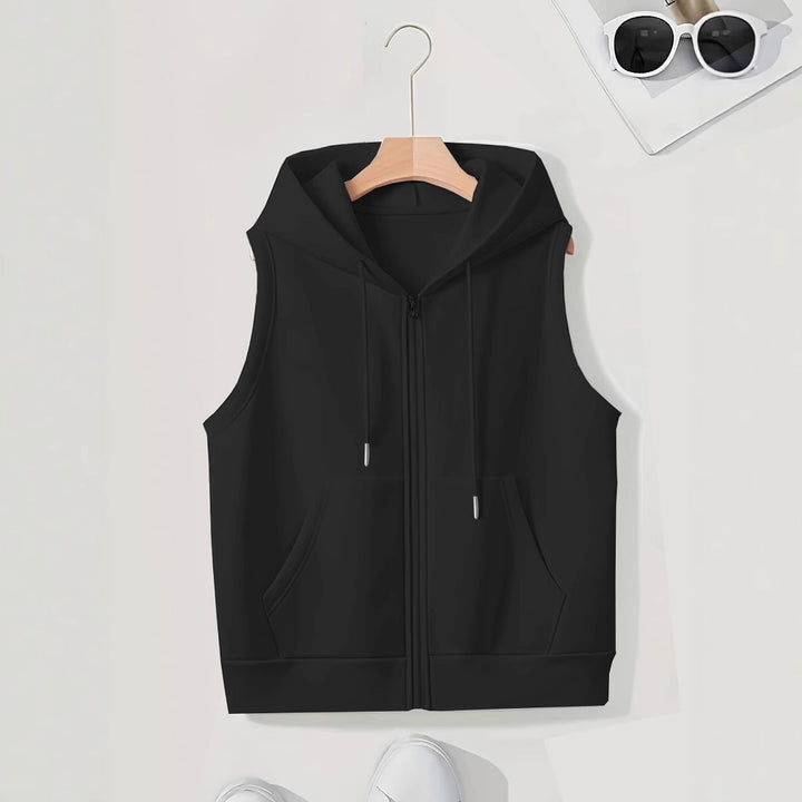 Sporty hooded jacket for women with zipper and practical pockets Lune London