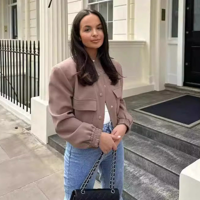 Casual cropped jacket for women with practical pockets and elastic hem Lune London