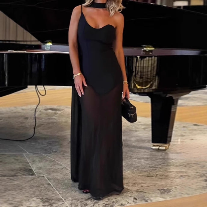 Women Elegant Long Evening Dress with Fluid Fabric and Strapless Lune London