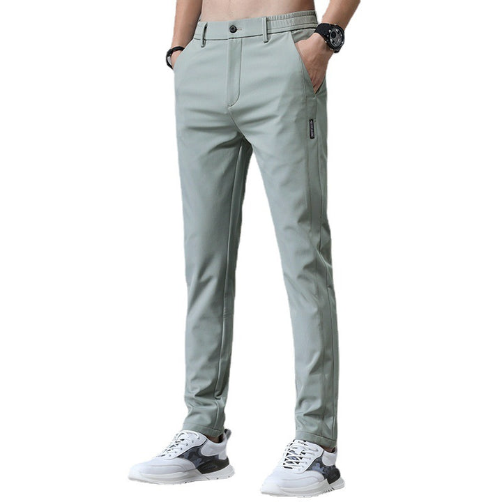 Easy-care chino pants for men with elastic waist and modern pockets Lune London