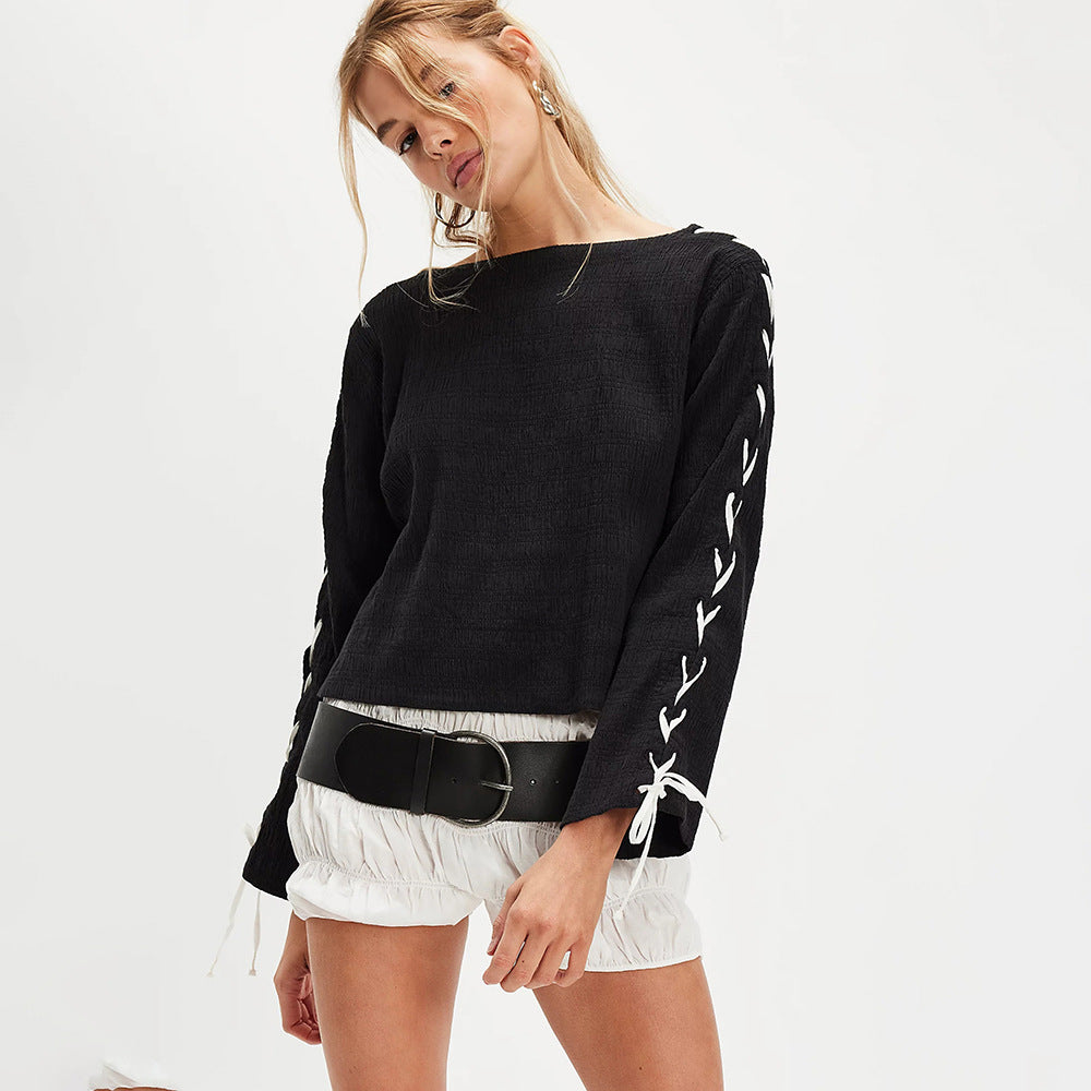Women's blouse with trendy lace-up design and airy cut Lune London