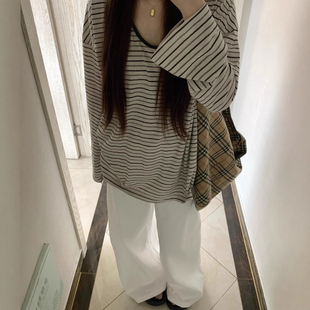Women's casual long-sleeve T-shirt with maritime striped pattern Chic & Stil