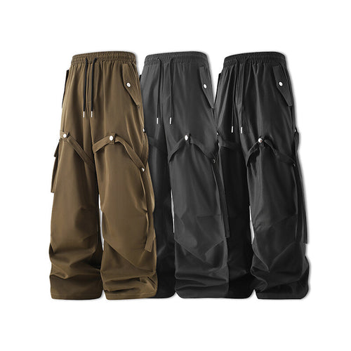Modern utility pants for ladies with adjustable waist and practical pockets Lune London